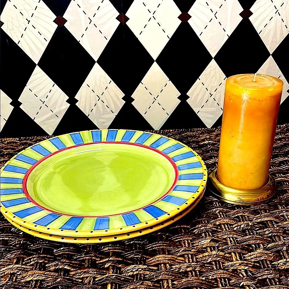 VTG Pair of Pfaltzgraff Pistoulet 12” Chop Plates – Blue & Green by Jana Kolpen - Picture 7 of 8